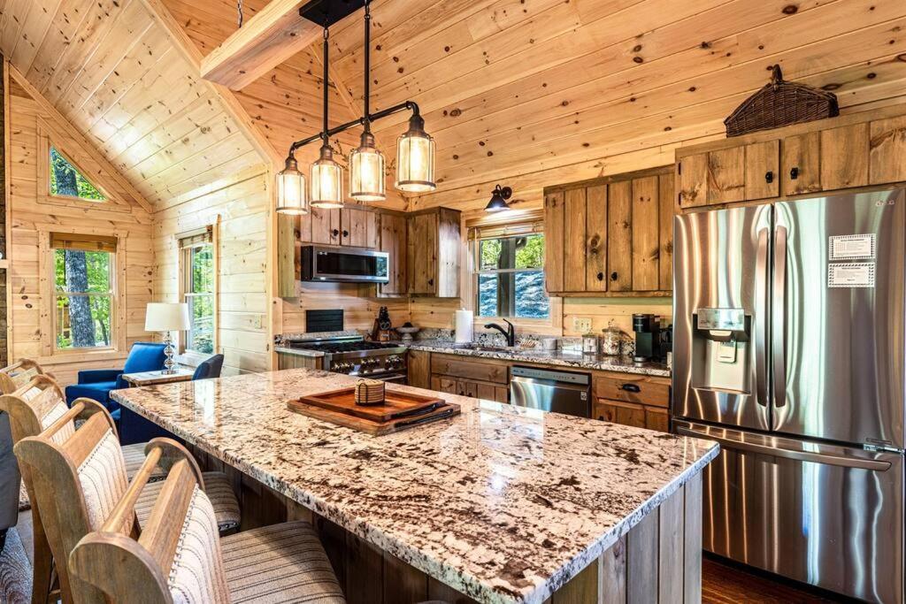 Luxe Family Cabin 8 Min To Downtown Blue Ridge Extérieur photo